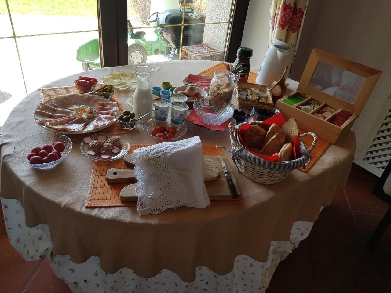 Bed and Breakfast Pr'Simi à Golnik Extérieur photo